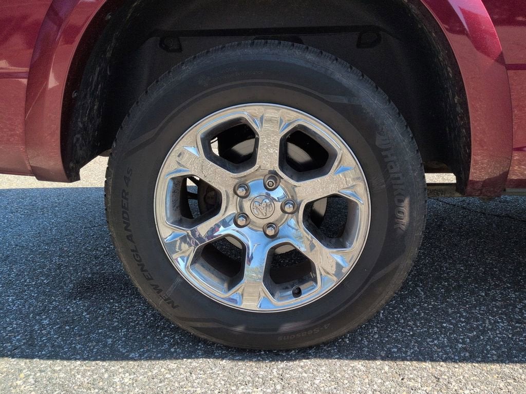 2017 RAM 1500 Laramie Crew Cab 4x4 5'7" Box