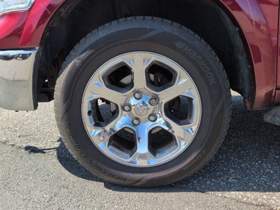 2017 RAM 1500 Laramie Crew Cab 4x4 5'7" Box