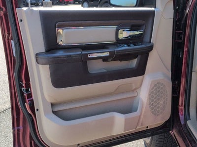 2017 RAM 1500 Laramie Crew Cab 4x4 5'7" Box