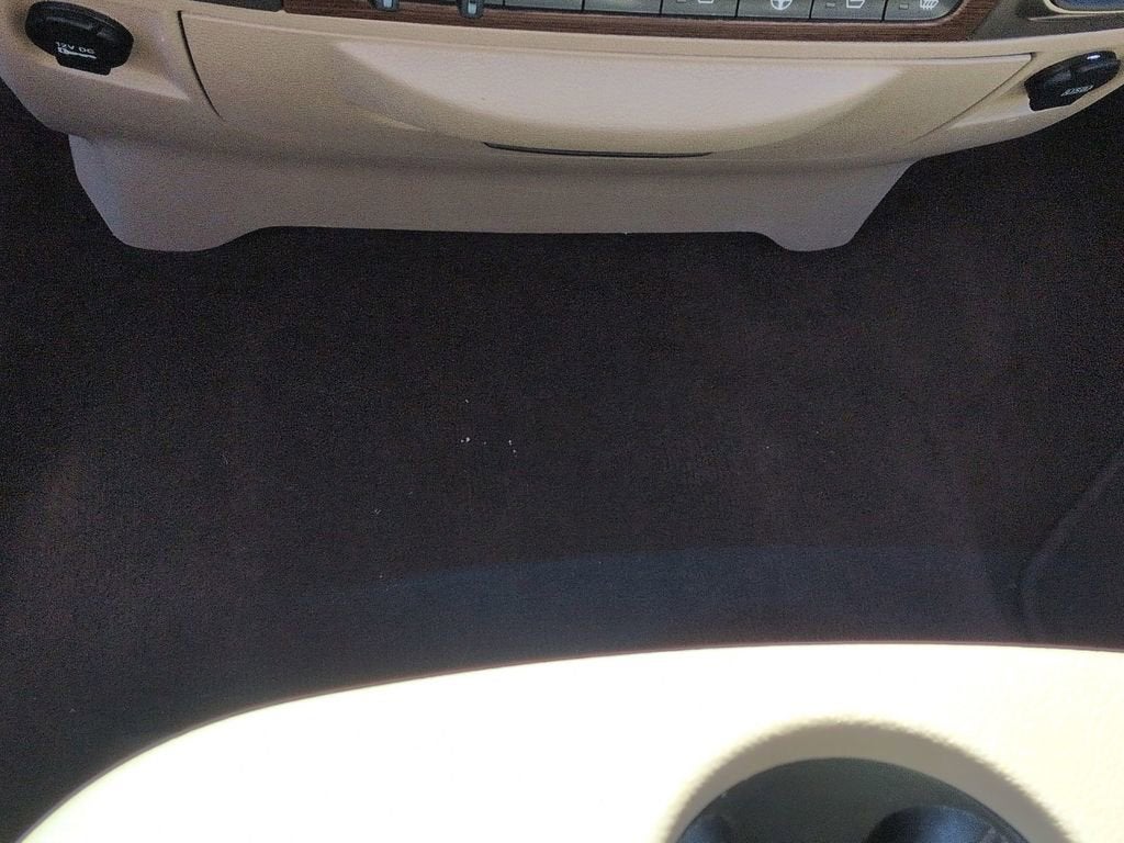 2017 RAM 1500 Laramie Crew Cab 4x4 5'7" Box