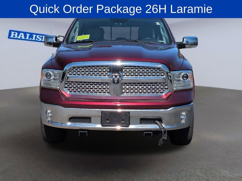 2017 RAM 1500 Laramie Crew Cab 4x4 5'7" Box