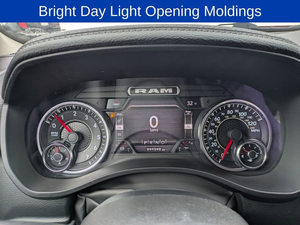 2022 RAM 1500 Laramie Crew Cab 4x4 5'7" Box