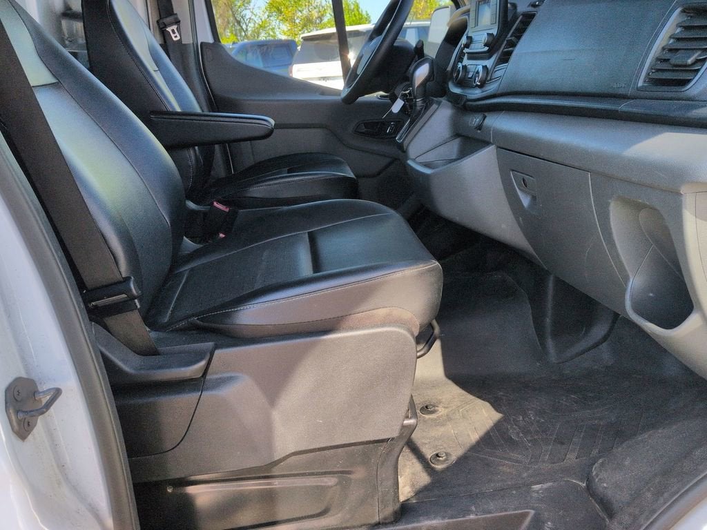2024 Ford Transit Cargo Van T-250 148" Med Rf 9070 GVWR AWD