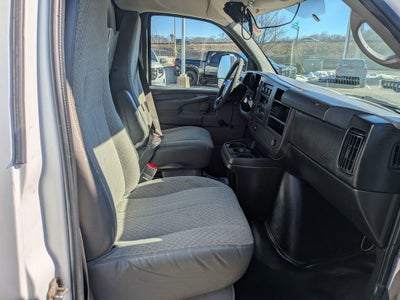 2014 Chevrolet Express Cutaway 3500 3500
