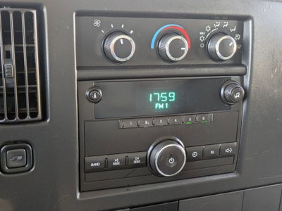 2014 Chevrolet Express Cutaway 3500 3500