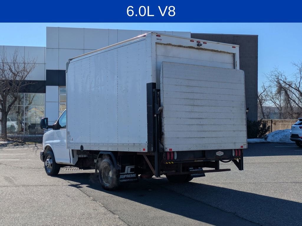 2014 Chevrolet Express Cutaway 3500 3500