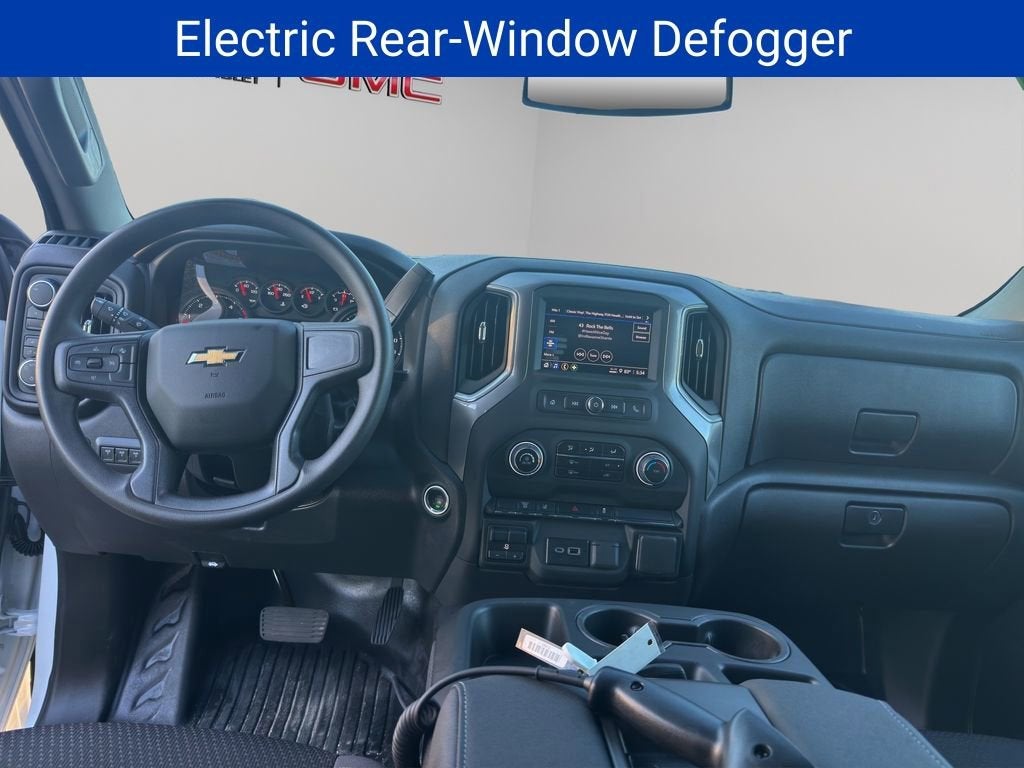 2025 Chevrolet Silverado 3500 HD Chassis Cab Work Truck