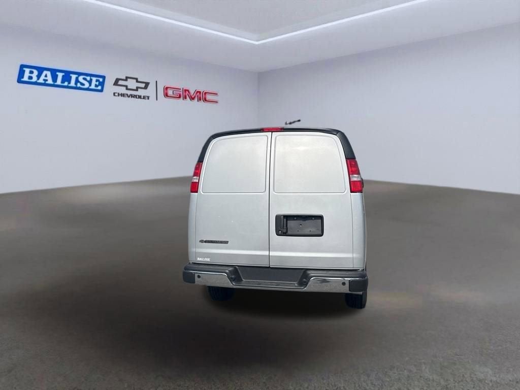 2026 Chevrolet Express Cargo WT