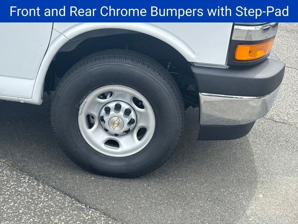 2026 Chevrolet Express Cargo WT