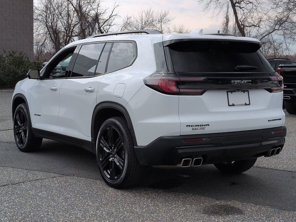 2026 GMC Acadia Elevation