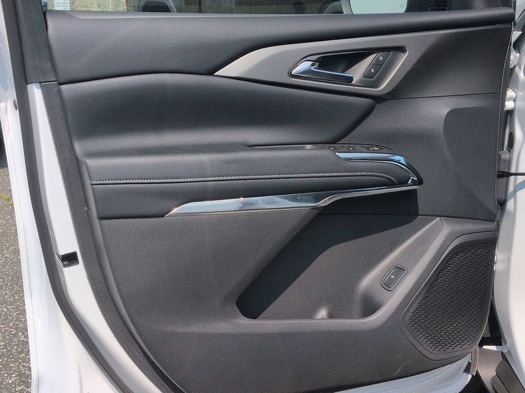 2026 Chevrolet Traverse LT - Photo 23