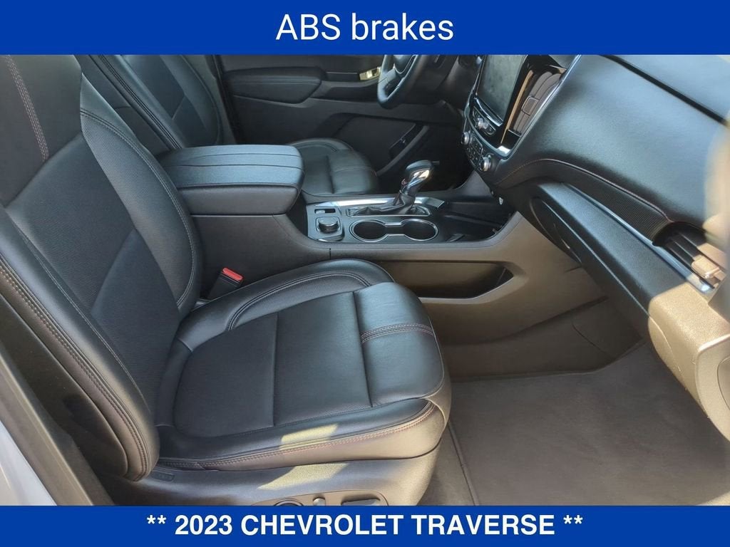 2023 Chevrolet Traverse RS