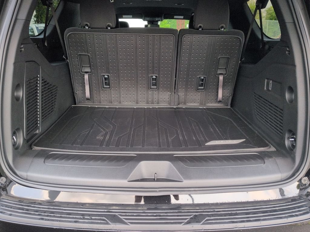2026 Chevrolet Suburban LS - Photo 22