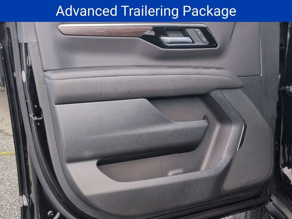 2026 Chevrolet Suburban LS - Photo 9
