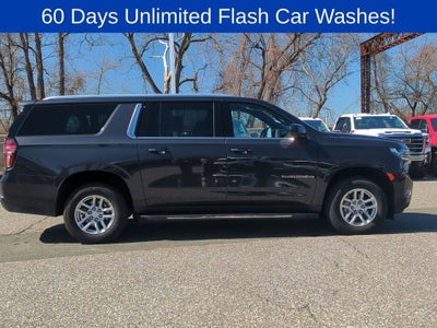 2024 Chevrolet Suburban LT