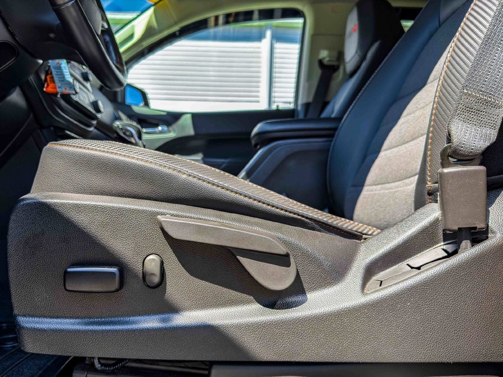 2022 GMC Canyon 4WD AT4 w/Cloth