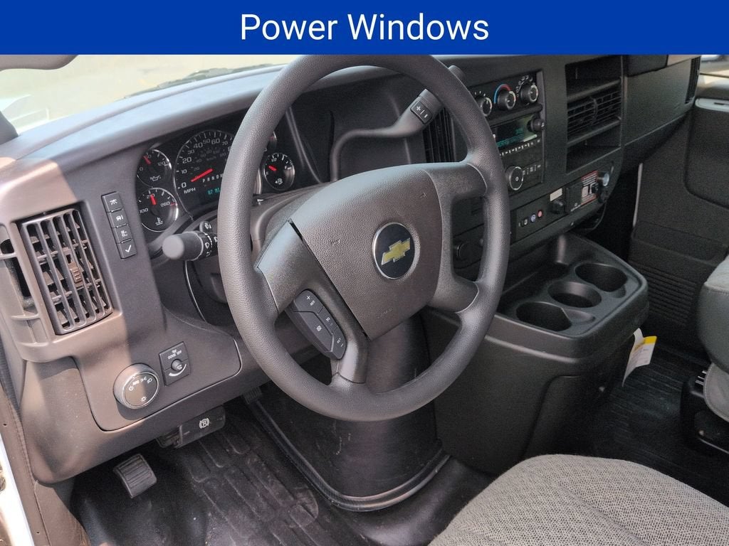 2026 Chevrolet Express Cutaway 3500 1WT