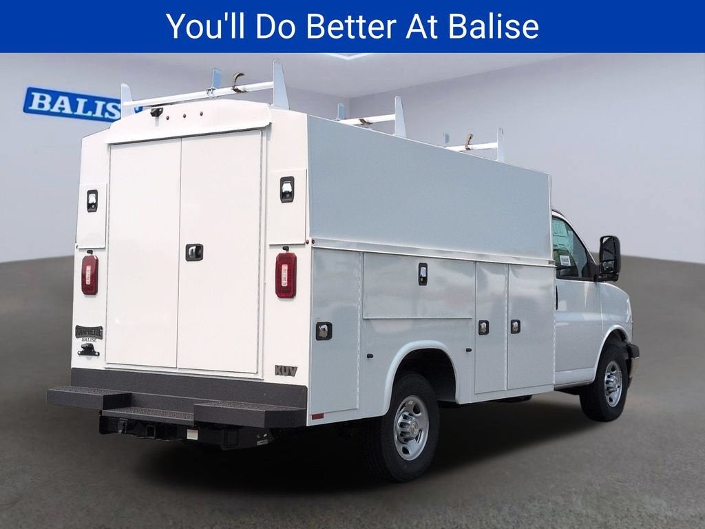 2026 Chevrolet Express Cutaway 3500 1WT