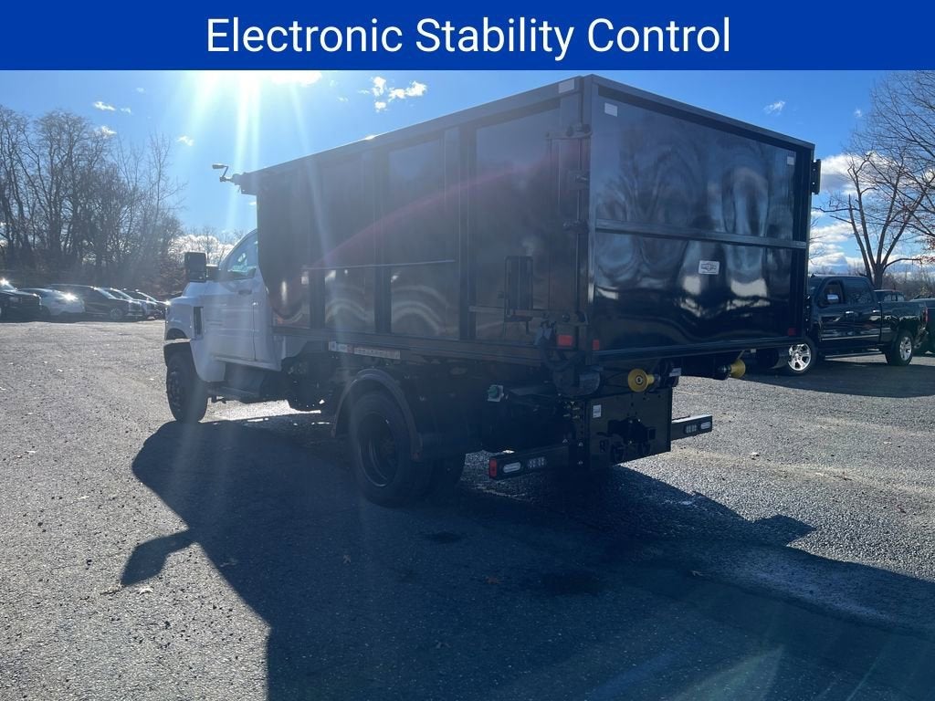 2025 Chevrolet Silverado 5500 HD Work Truck