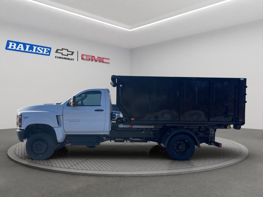 2025 Chevrolet Silverado 5500 HD Work Truck
