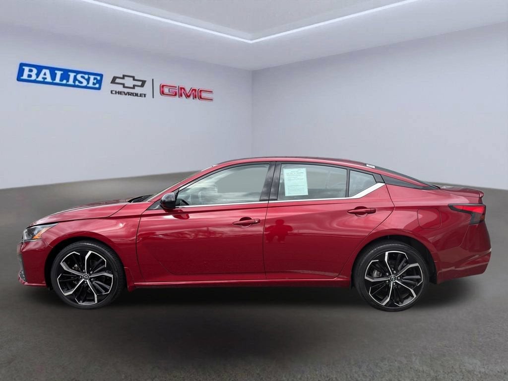 2023 Nissan Altima SR Intelligent AWD