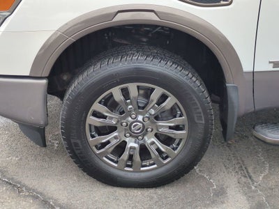 2018 Nissan TITAN XD Platinum Reserve Diesel