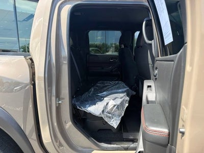 2023 Nissan Frontier Crew Cab PRO-4X 4x4