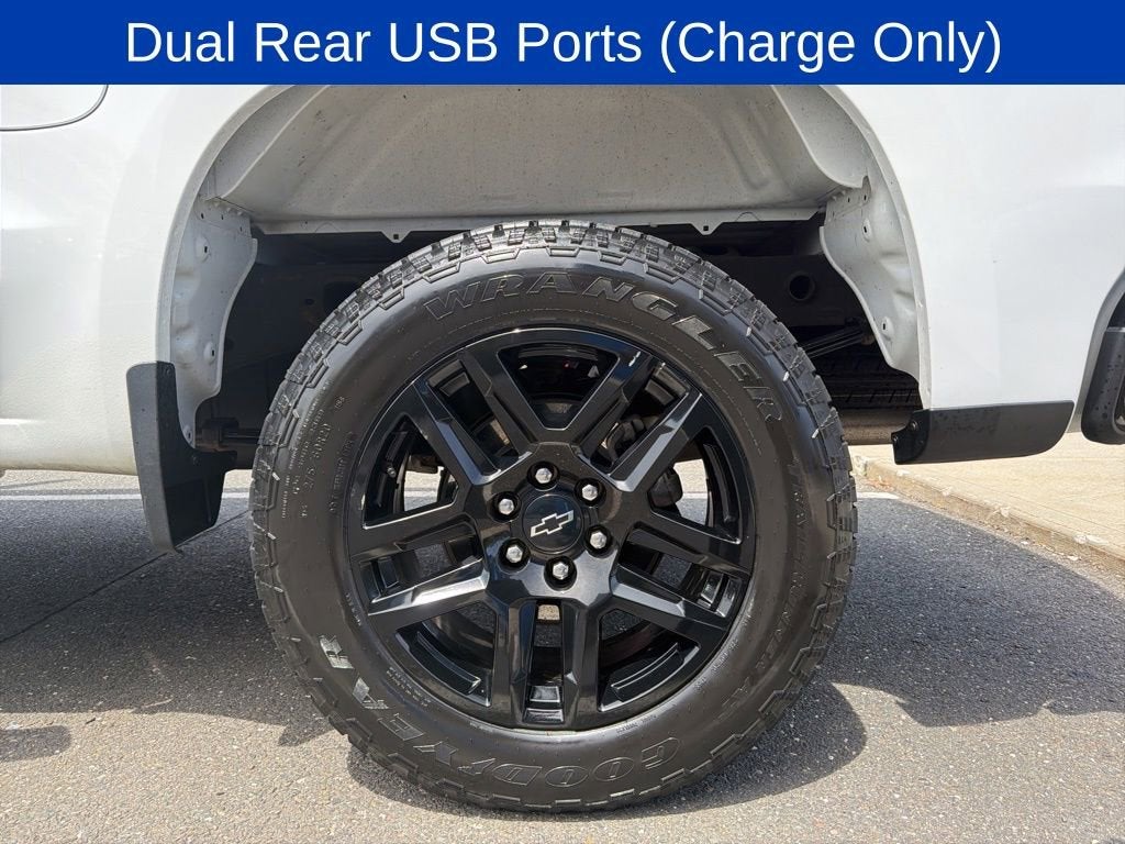 2023 Chevrolet Silverado 1500 Custom Trail Boss