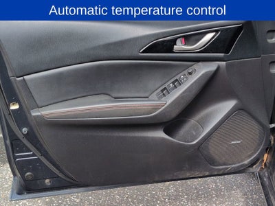 2015 Mazda Mazda3 Hatchback i Grand Touring