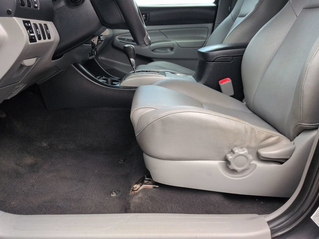 2013 Toyota Tacoma Base V6