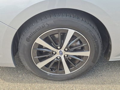 2022 Subaru Impreza Premium 5-Door
