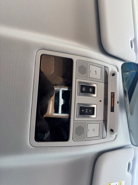 2025 Land Rover Defender 110 P400 S