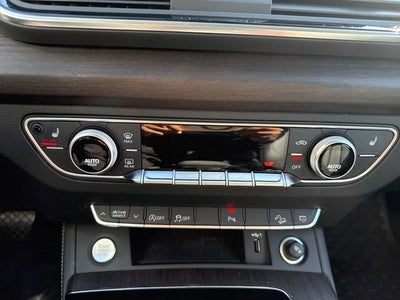 2023 Audi Q5 Premium Plus 40 TFSI quattro S tronic